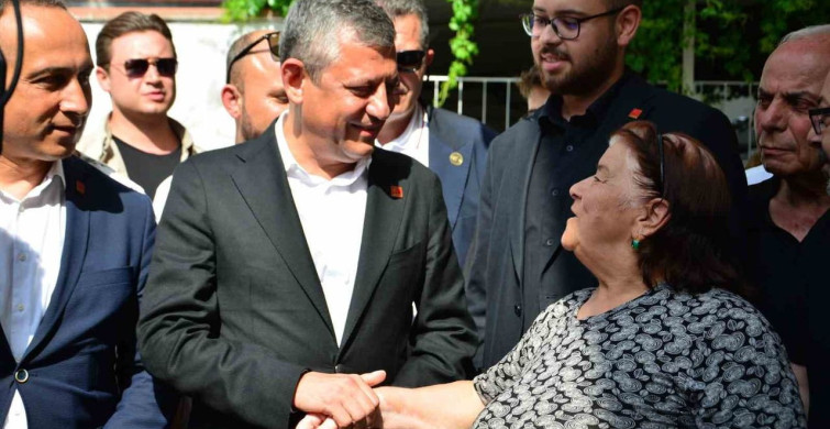Özgür Özel’den eski milletvekili Köse’ye başsağlığı ziyareti
