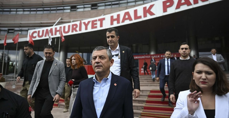 Özgür Özel'den Kurultay Davası Açıklaması