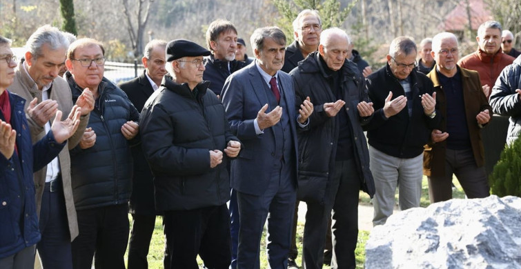 Özkan Sümer Mezarı Başında Anıldı