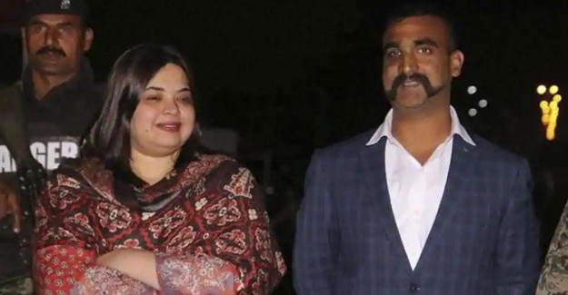 Pakistan, Esir Aldığı Pilotu Hindistan'a İade Etti
