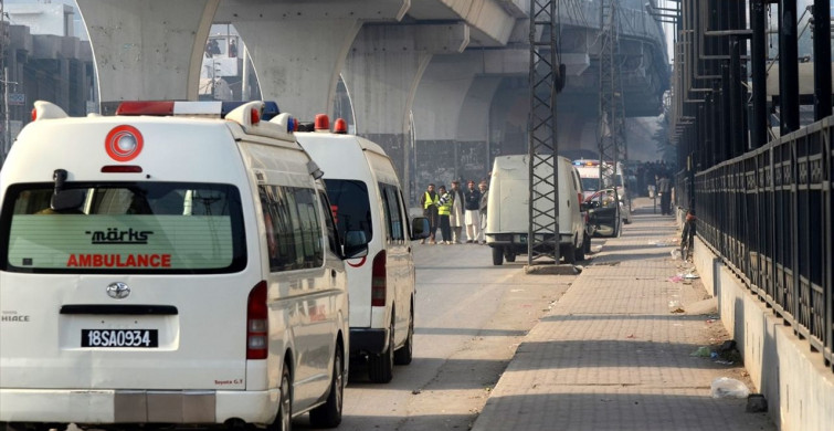 Pakistan'da Jandarma Karakoluna Saldırı