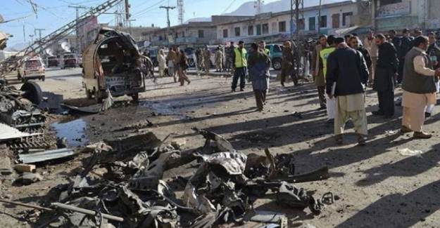 Pakistan'da Okulda Patlama: 7 Ölü
