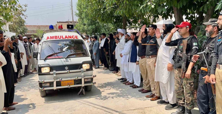 Pakistan'daki Karakol Saldırısında Can Kaybı 15'e Yükseldi