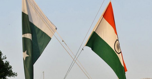 Pakistan-Hindistan Sınırında Çatışma: 1'i Çocuk 2 Sivil Hayatını Kaybetti