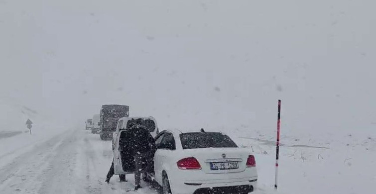 Palandöken Geçidinde Kar Dalgası