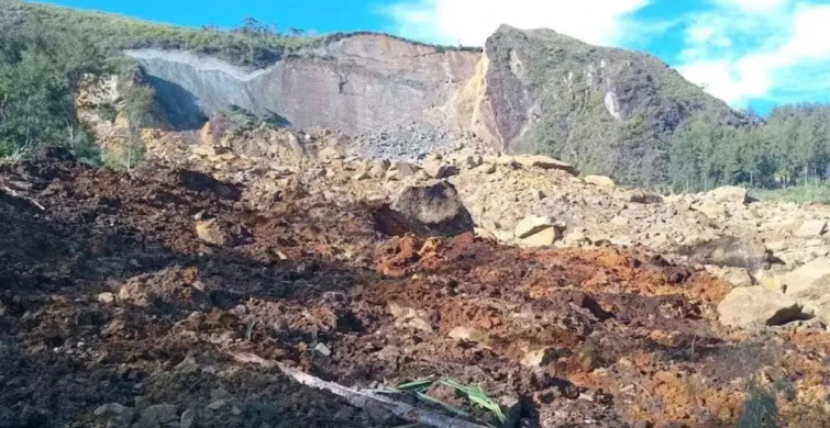 Papua Yeni Gine’de heyelan felaketi: En az 100 kişi hayatını kaybetti