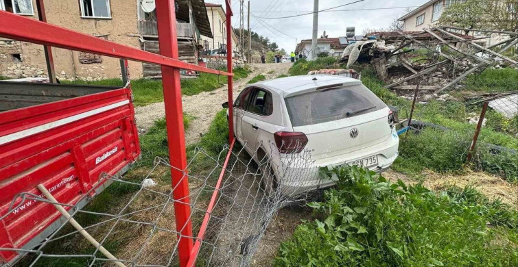 Park Halindeki Araç Kendiliğinden Hareket Etti