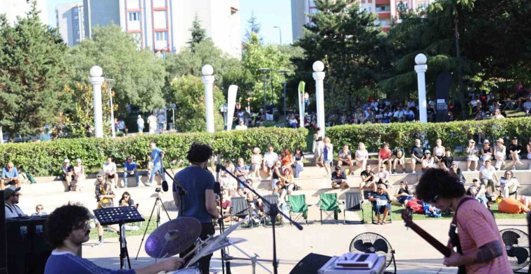 Parklarda caz etkinliği bu yıl da Ataşehir'de gerçekleştirilecek