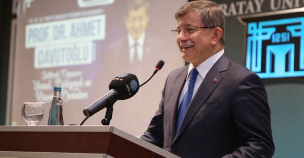Parti Kuracağı İddia Edilen Ahmet Davutoğlu'ndan İlginç Çıkış: Karamsarlık Beni Üzüyor