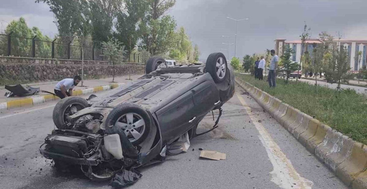 Patnos'ta Trafik Kazası: Sürücü Yaralandı