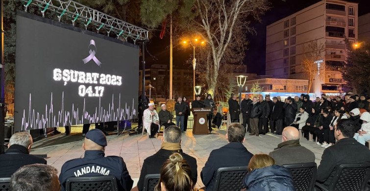 Pazarcık'ta Deprem Şehitleri Anıldı