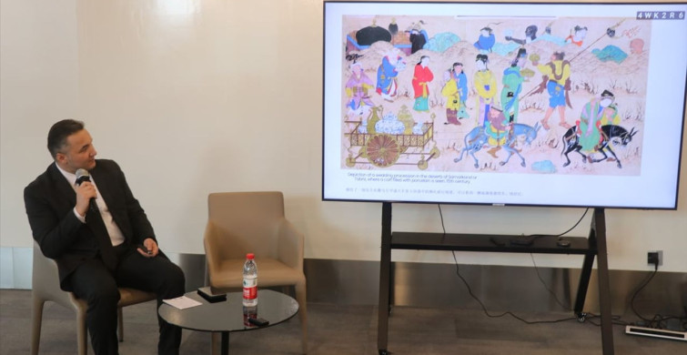 Pekin'de İpek Yolu Buluşması: Çin Porselenlerinin Önemi Tartışıldı