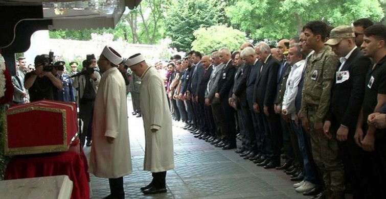 Pençe-Kilit Operasyonu bölgesinde, terör örgütü PKK tarafından alçakça taciz ateş açıldı: Şehit Piyade Uzman Çavuş Sercan Baş ve Topçu Uzman Çavuş Fatih Özkaya son yolculuklarına uğurlandı