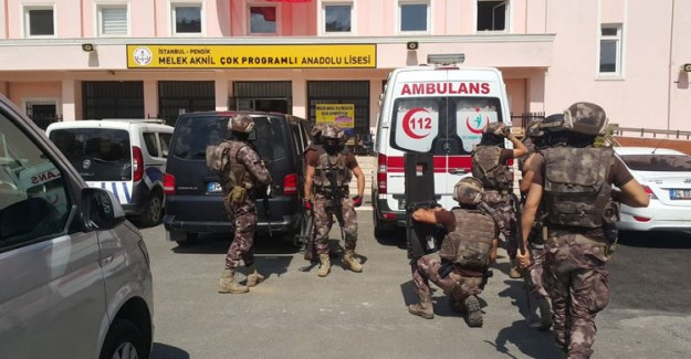 Pendik'te Bir Okulda Rehine Krizi! Polis Hazır Bekliyor