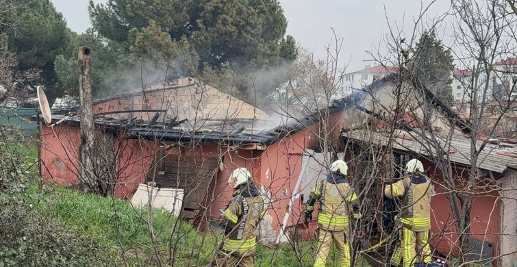 Pendik'te Gecekonduda Yangın Kontrol Altına Alındı