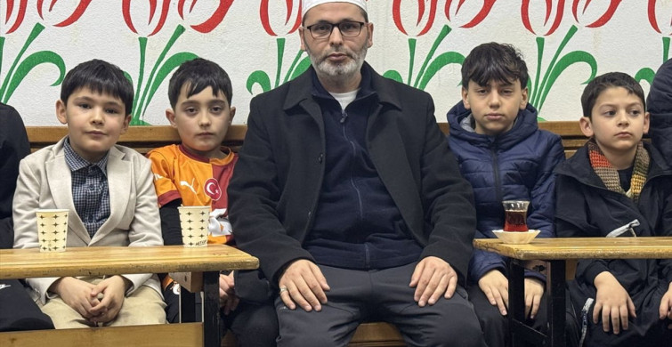 Pendik'te Gençlerin Güvenli Ortamı: Soba Başı Muhabbetleri