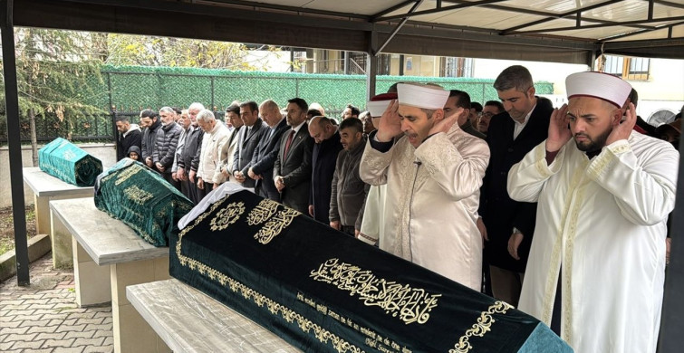 Pendik'teki Yangında Hayatını Kaybeden 3 Çocuk Uğurlandı