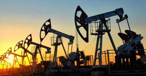 Petrol Taleple Birlikte Düştü!