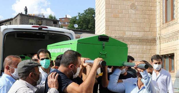 Pınar Gültekin Son Yolculuğuna Uğurlandı