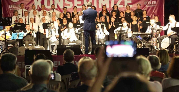 Pınarbaşı'nda yaz konserleri büyük ilgi gördü