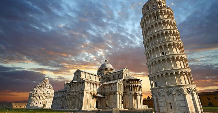 Pisa Kulesi Neden Yamuk?