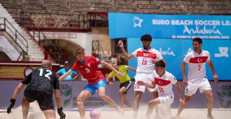 Plaj Futbolu Milli Takımı, Avrupa A Ligi'nde Çekya'yı Farklı Geçti