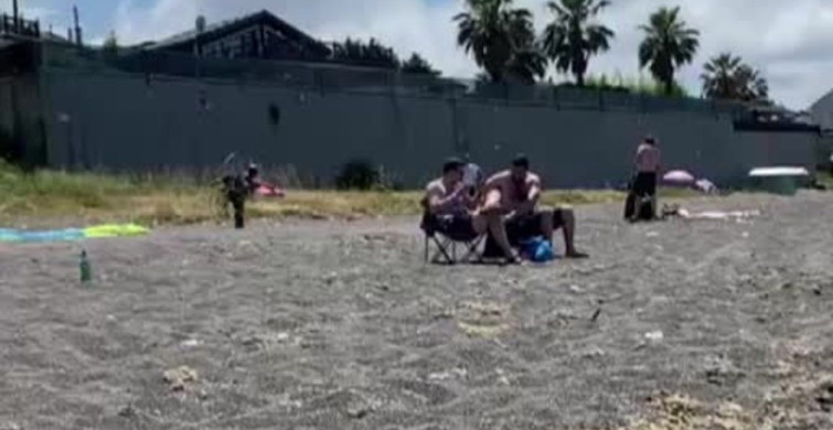 Plajda motorlu paraşüt kazası: 3 yaralı