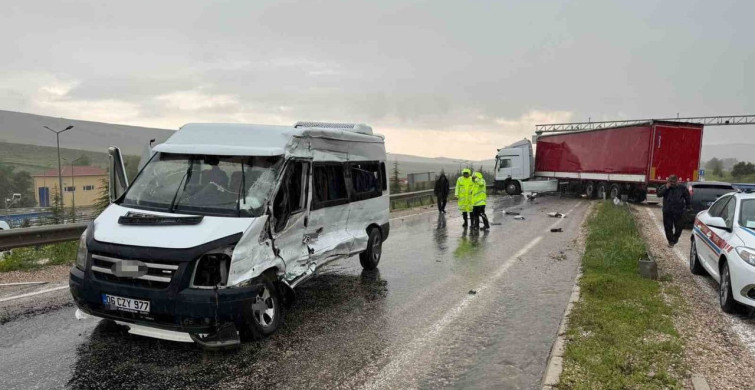 Polatlı-Haymana Yolunda Feci Kaza: 11 Yaralı