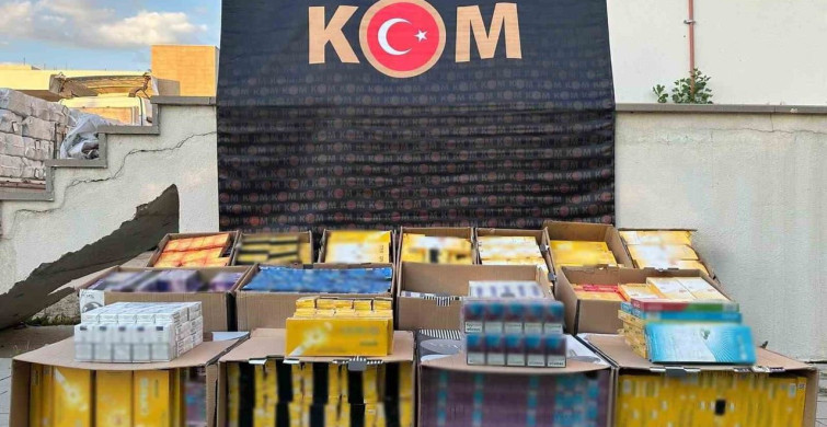 Polis durdurduğu tırda 13 bin 140 paket gümrük kaçağı sigara ele geçirdi