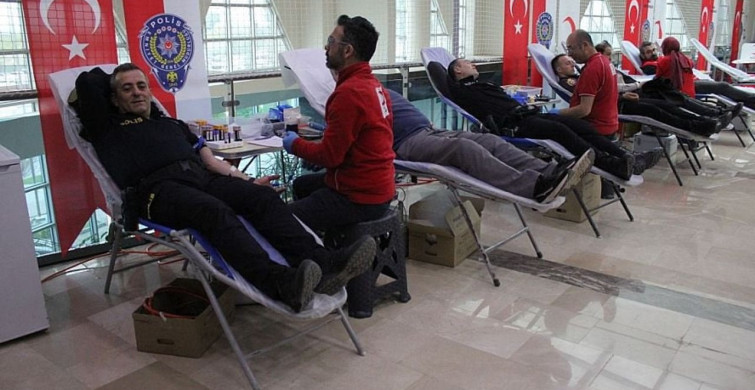 Polis Haftası'nda 181 Ünite Kan Bağışı