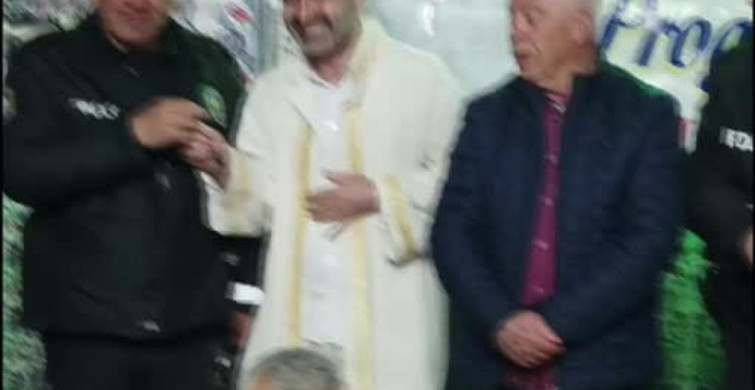 Polisler Sürpriz Kutlamayla Karşılaştı