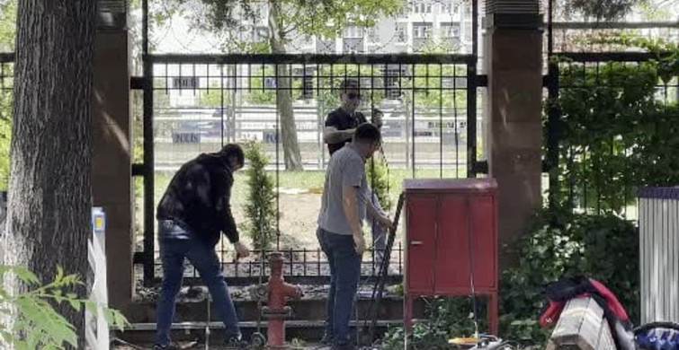 Polislerden CHP Genel Merkezi'nde Güvenlik Önlemleri