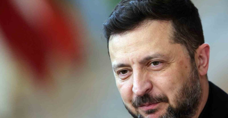 Polonya, Zelenskiy'e verdiği en yüksek devlet nişanını geri aldı