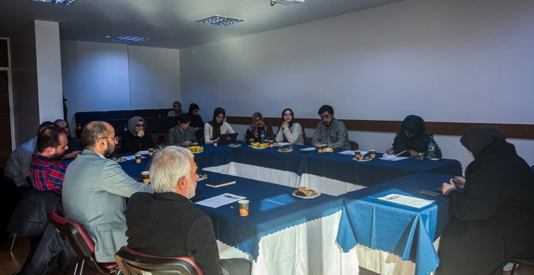 Popüler Kültür ve Medyada Ön Yargı: Güncel Tartışmalar Popüler Kültür ve Medyada Ön Yargı: Güncel Tartışmalar
