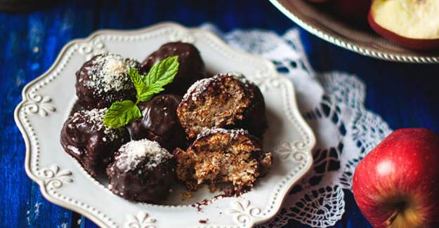 Pratik Elmalı Profiterol Tarifi