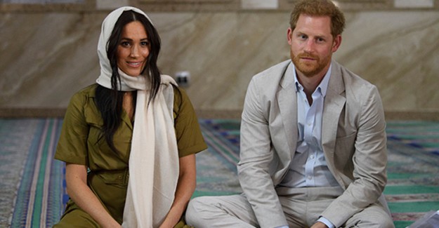 Prens Harry ve Meghan Markle, Tarihi Camiyi Ziyaret Etti