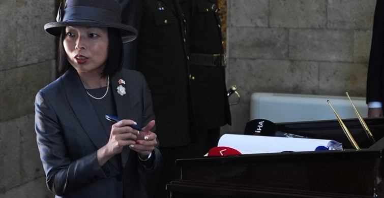 Prenses Akiko Mikasa Anıtkabir'i Ziyaret Etti