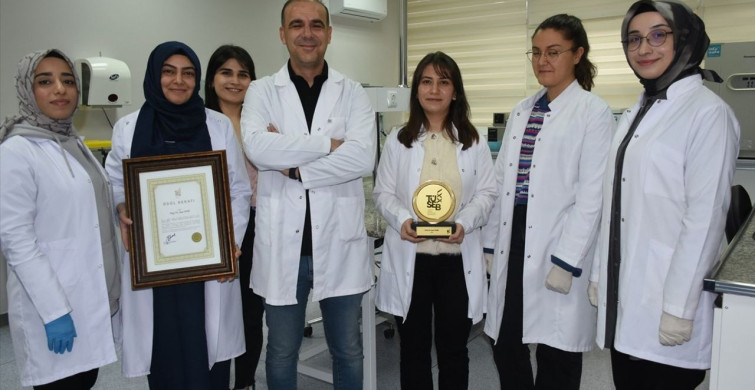 Prof. Dr. Suat Tekin'e Aziz Sancar Ödülü Onuru