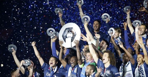 PSG, Şampiyonluğu Sağlık Çalışanlarına Adadı
