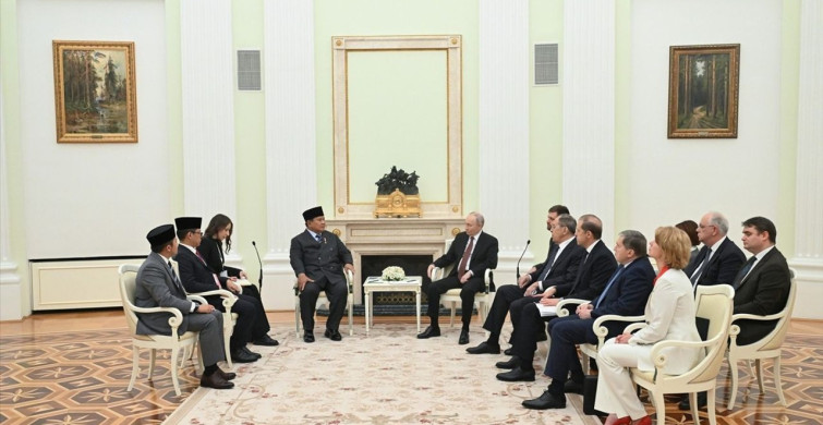 Putin ve Subianto'dan Stratejik Ortaklık Görüşmesi