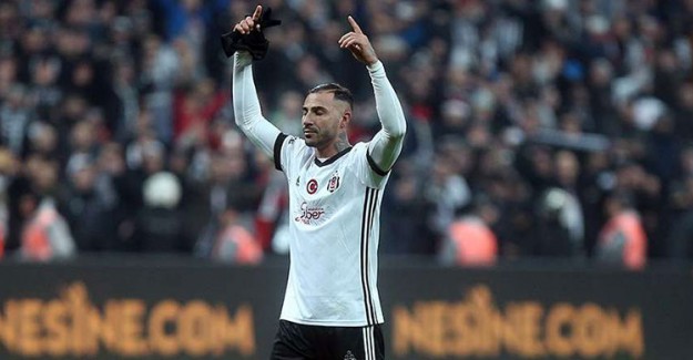 Quaresma'dan Kafa Karıştıran Paylaşım! Gidiyor Mu?