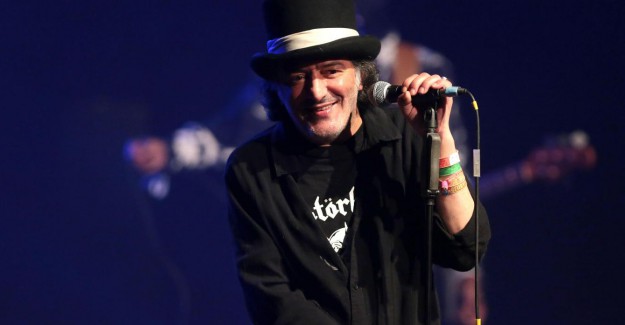 Rachid Taha kimdir? Rachid Taha nereli? Rachid Taha kaç yaşında? Rachid Taha ne iş yapıyor?