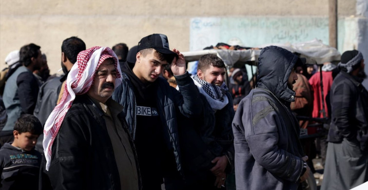 Rakka'da Ailelerin Umut Nöbeti: YPG'nin Alıkoyduğu Yakınlar için Bekleyiş