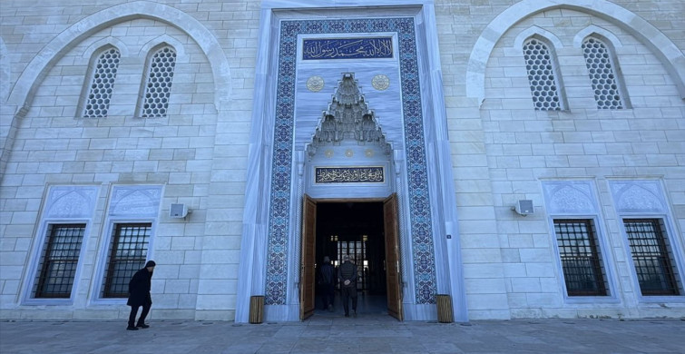 Ramazan Ayının İlk Cuma Namazları Düzce, Zonguldak, Karabük ve Bartın'da İcra Edildi