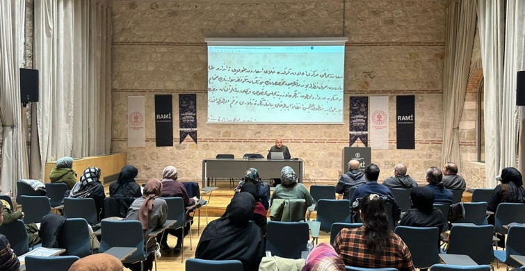 Rami Kütüphanesi'nde Paleografya Atölyeleri Başladı