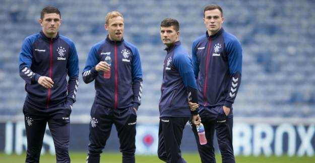 Rangers'lı Futbolculara 7'şer Maçlık Ceza