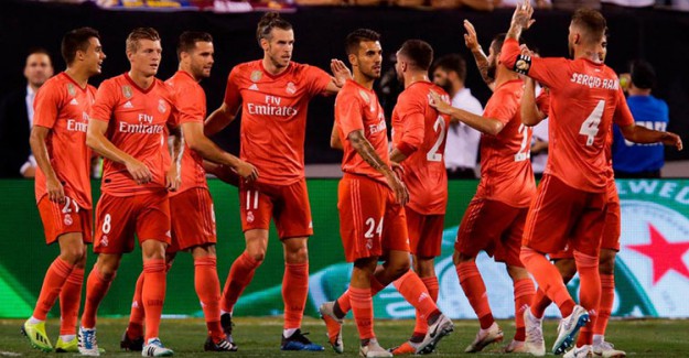 Real Madrid Roma’nın Fişini İlk Yarıda Çekti!
