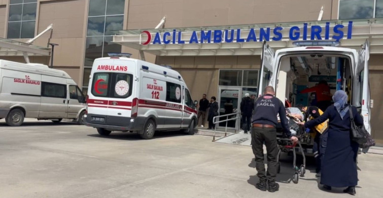 Refahiye'deki Trafik Kazası: 6 Yaralı