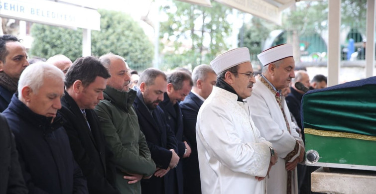 Refik Özen'in Annesi Bahtişah Özen Son Yolculuğuna Uğurlandı