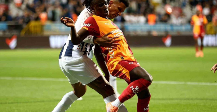 Renato Nhaga Kasımpaşa Maçında Sakatlandı